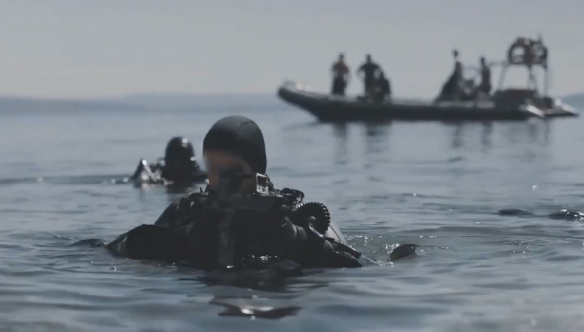 Lực lượng SEAL của Mỹ cùng đặc nhiệm Croatia diễn tập tấn công đường thủy